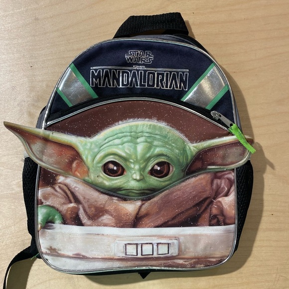 Star Wars Mandalorian Backpack with Grogu Design (LD) - Picture 3 of 13